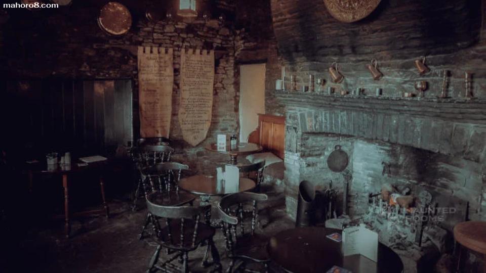 Skirrid Inn ใน Abergavenny เป็นผับที่เก่าแก่ที่สุดและหลายคนบอกว่าผับผีสิงที่สุดในเวลส์ ด้วยประวัติศาสตร์