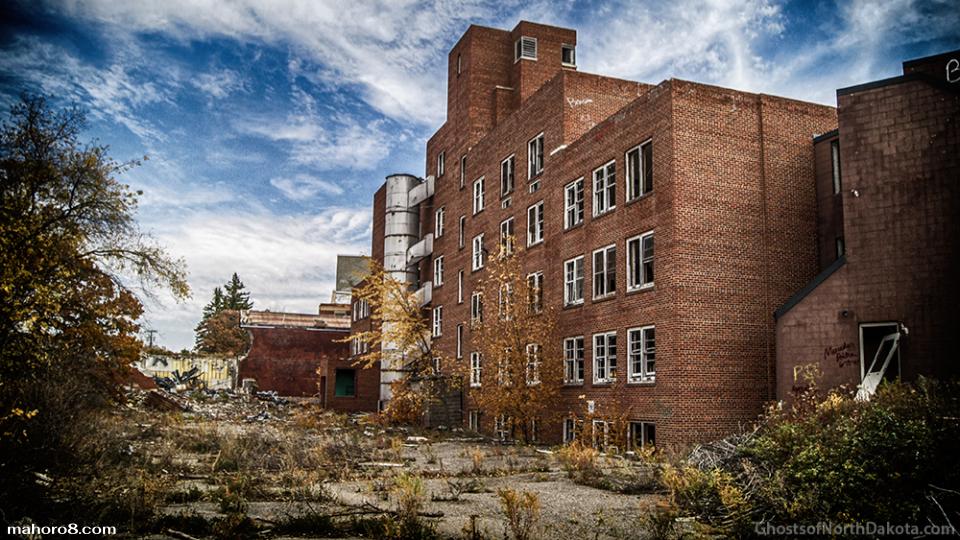 San Haven Sanatorium ถูกสร้างขึ้นเพื่อเป็นโรงพยาบาลวัณโรคในปี 1912 ในเทือกเขาเต่าทางตอนเหนือของดาโกตา วันนี้มันถูกทิ้งร้าง