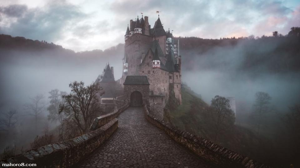 ปราสาทผีสิง Burg Eltz