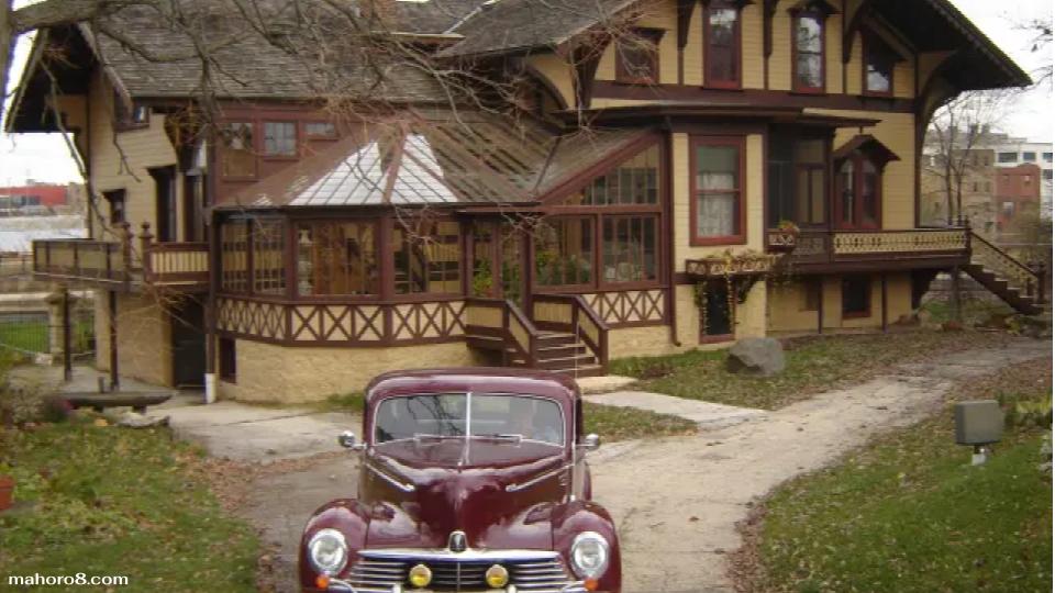 พิพิธภัณฑ์ Tinker Swiss Cottage ในเมืองเพสชิง รัฐอิลลินอยส์ นอกจากจะมีประวัติความเป็นมาที่น่าสนใจแล้ว ยังมีเรื่องเล่าลึกลับเกี่ยวกับผี